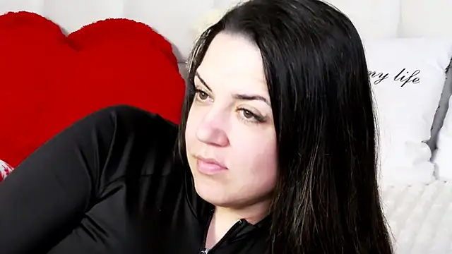 Snapshot of AlsouKass chatting on February 26, 2026, 8:24 am AlsouKass online show from February 26, 2026, 8:24 am