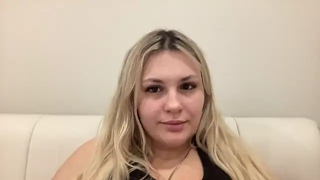 Selvarine online show from February 12, 2026, 4:40 am