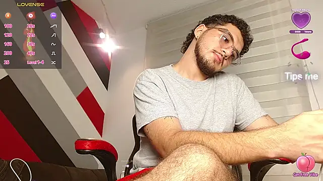 Snapshot of Zac_Golden chatting on March 31, 2026, 3:12 pm Zac Golden online show from March 31, 2026, 3:12 pm