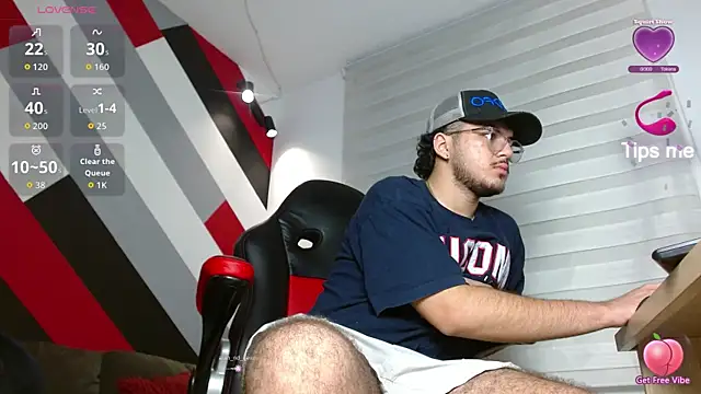 Snapshot of Zac_Golden chatting on April 12, 2026, 12:21 pm Zac Golden online show from April 12, 2026, 12:21 pm