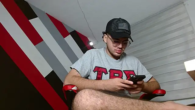 Zac Golden online show from June 19, 2026, 11:47 am