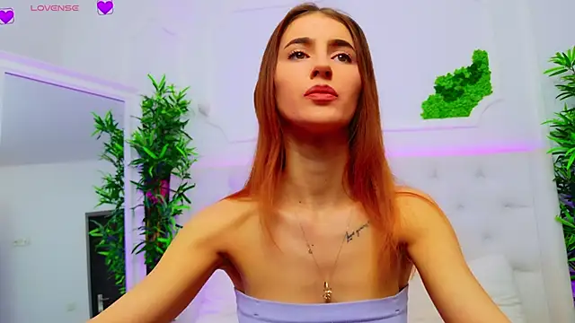 ElisaCharm online show from November 11, 2025, 3:50 am