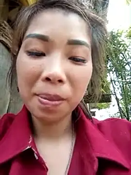 mekaka00 online show from April 28, 2026, 5:23 am