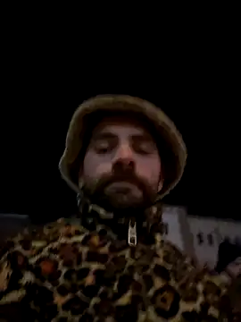 lazzzz09 online show from December 20, 2025, 5:09 pm