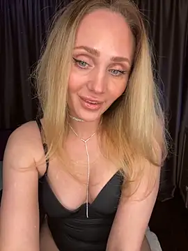 Drink me all up online show from December 4, 2025, 10:18 pm