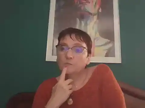 Snapshot of mymybebe chatting on October 28, 2025, 1:47 pm mymybebe online show from October 28, 2025, 1:47 pm