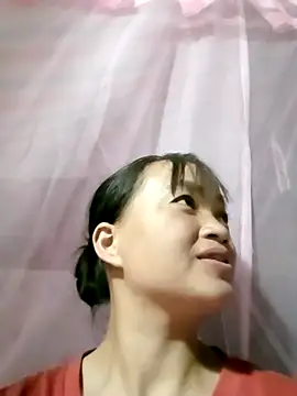 Snapshot of Libi_x chatting on October 23, 2025, 12:15 pm Libi x online show from October 23, 2025, 12:15 pm