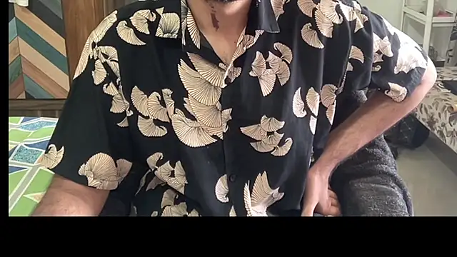 MakeMeAwareAah online show from December 18, 2025, 5:57 am