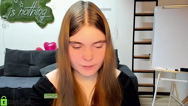 Snapshot of MiraaBloom chatting on February 15, 2026, 8:05 pm MiraaBloom online show from February 15, 2026, 8:05 pm