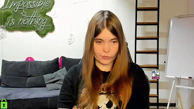 Snapshot of MiraaBloom chatting on February 25, 2026, 2:48 pm MiraaBloom online show from February 25, 2026, 2:48 pm