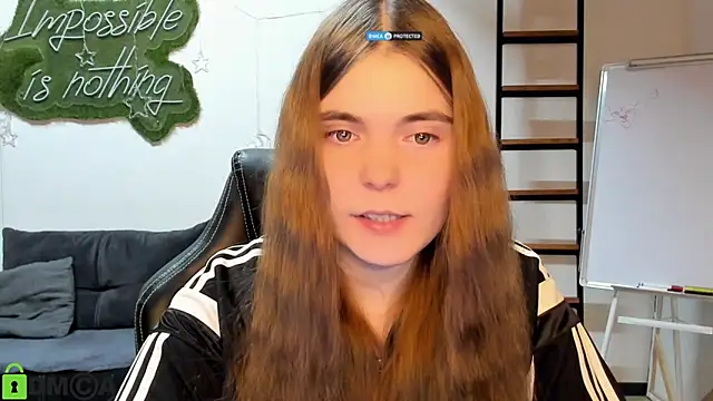 Snapshot of MiraaBloom chatting on March 3, 2026, 2:45 pm MiraaBloom online show from March 3, 2026, 2:45 pm