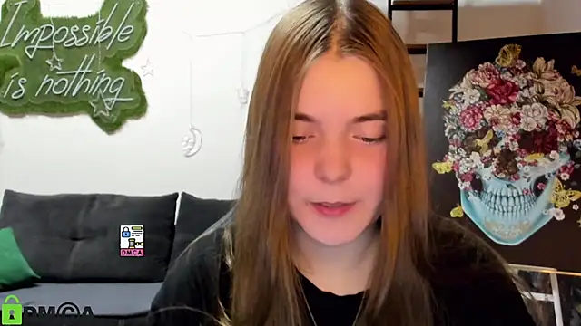 Snapshot of MiraaBloom chatting on March 11, 2026, 2:56 pm MiraaBloom online show from March 11, 2026, 2:56 pm