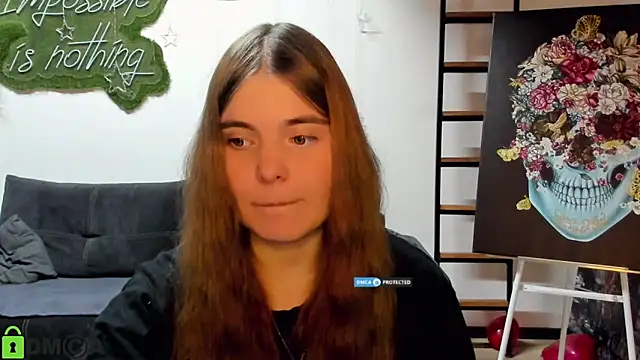 Snapshot of MiraaBloom chatting on March 19, 2026, 2:43 pm MiraaBloom online show from March 19, 2026, 2:43 pm