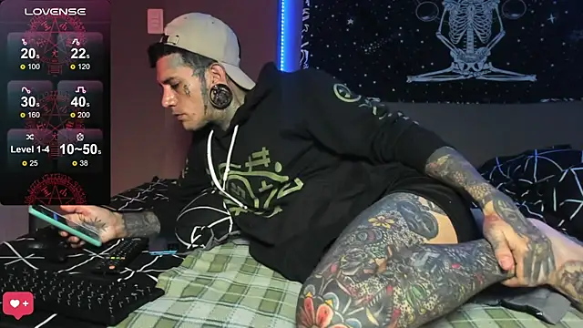 cleoo jhonny online show from April 29, 2026, 2:37 am
