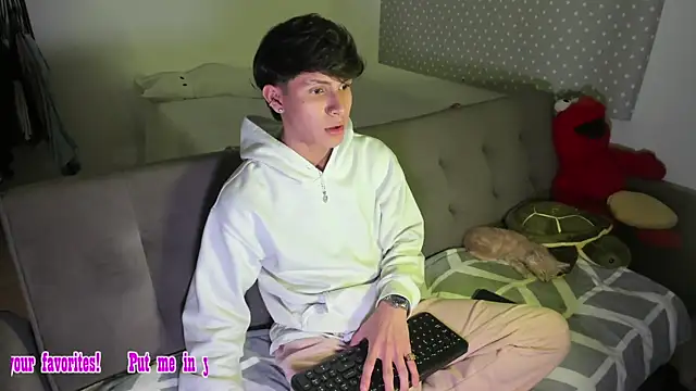 Snapshot of Will_starr chatting on February 19, 2026, 12:39 am Will starr online show from February 19, 2026, 12:39 am