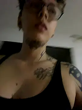 Abby Evanns1 online show from November 6, 2025, 10:32 pm