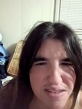 Snapshot of angelmarie32 chatting on November 3, 2025, 1:40 am angelmarie32 online show from November 3, 2025, 1:40 am