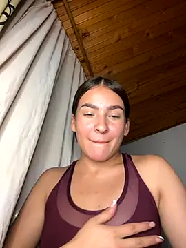 Snapshot of Talia_Bonet chatting on October 24, 2025, 1:35 am Talia Bonet online show from October 24, 2025, 1:35 am