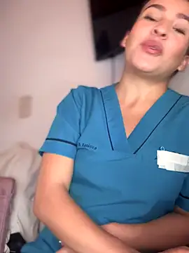 Snapshot of Talia_Bonet chatting on November 7, 2025, 1:44 pm Talia Bonet online show from November 7, 2025, 1:44 pm