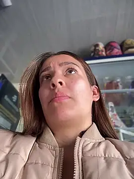 Snapshot of Talia_Bonet chatting on November 13, 2025, 3:00 pm Talia Bonet online show from November 13, 2025, 3:00 pm