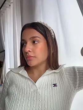 Snapshot of Talia_Bonet chatting on April 13, 2026, 5:40 pm Talia Bonet online show from April 13, 2026, 5:40 pm