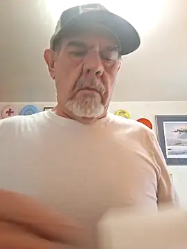 pena633 online show from December 2, 2025, 3:07 pm