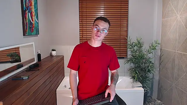 Lil James online show from November 15, 2025, 8:05 pm