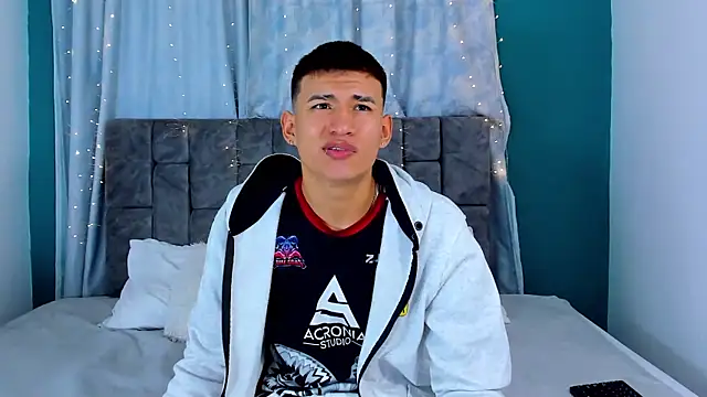 Nicolas Torres  online show from December 20, 2025, 5:36 am