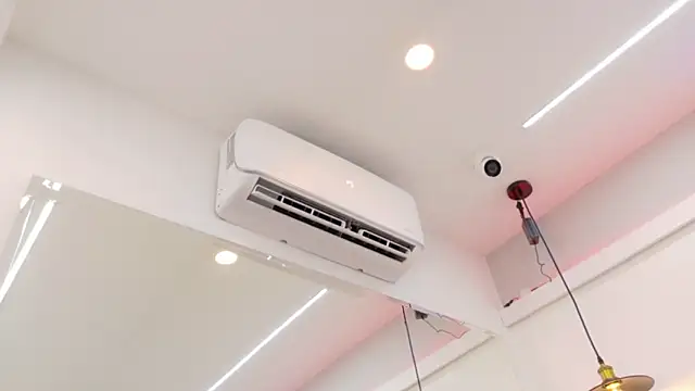 Emily Baby20 online show from February 11, 2026, 8:14 pm