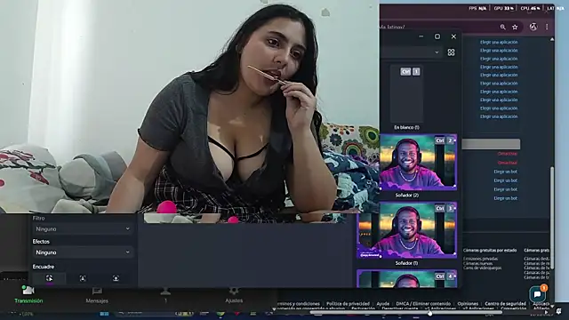 Layla Latina online show from November 11, 2025, 8:53 pm