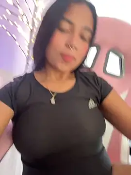 aly nicols online show from October 23, 2025, 12:04 pm