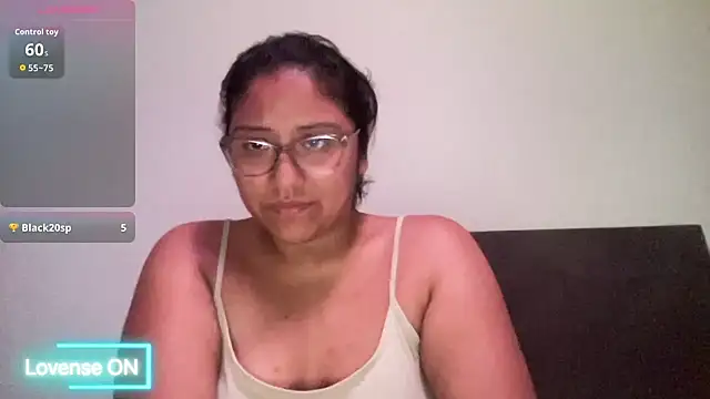 Kmiii21 online show from May 10, 2026, 6:51 am