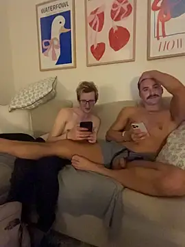 bobbyatx online show from November 2, 2025, 7:33 am