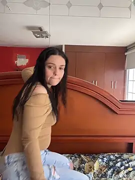 Snapshot of Selena_Roa chatting on February 27, 2026, 4:40 pm Selena Roa online show from February 27, 2026, 4:40 pm