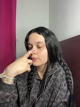 Snapshot of Selena_Roa chatting on March 15, 2026, 3:23 am Selena Roa online show from March 15, 2026, 3:23 am