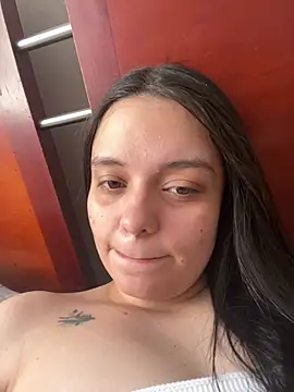 Snapshot of Selena_Roa chatting on March 19, 2026, 3:49 pm Selena Roa online show from March 19, 2026, 3:49 pm