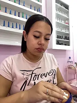 PaulaCruz01 online show from December 5, 2025, 7:10 pm