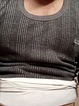 Virgin18year old online show from December 20, 2025, 8:16 pm