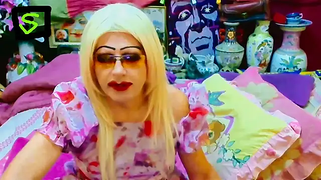 horni4luv online show from November 30, 2025, 11:42 pm