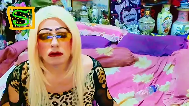 horni4luv online show from December 2, 2025, 12:05 am