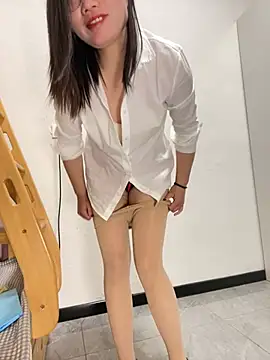 Snapshot of Nlen_baby chatting on March 14, 2026, 2:44 pm Nlen baby online show from March 14, 2026, 2:44 pm