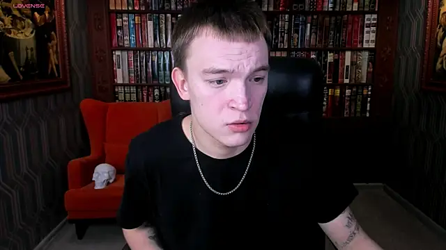 Derek Banville online show from December 3, 2025, 7:34 pm