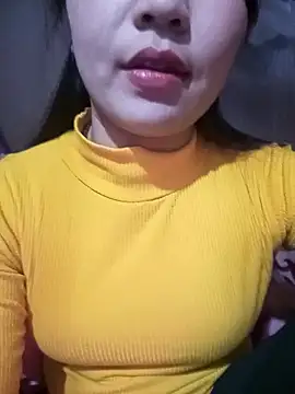 -Lanaa- online show from December 17, 2025, 5:13 am