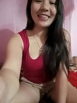 -Lanaa- online show from May 3, 2026, 2:06 am