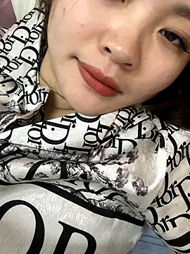 helo-kitty online show from November 12, 2025, 1:22 pm