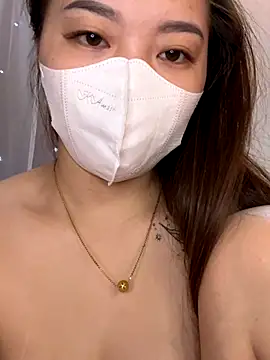 helo-kitty online show from December 19, 2025, 12:17 am