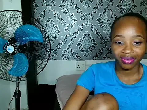 Snapshot of Patronaxxx chatting on October 22, 2025, 5:56 pm Patronaxxx online show from October 22, 2025, 5:56 pm