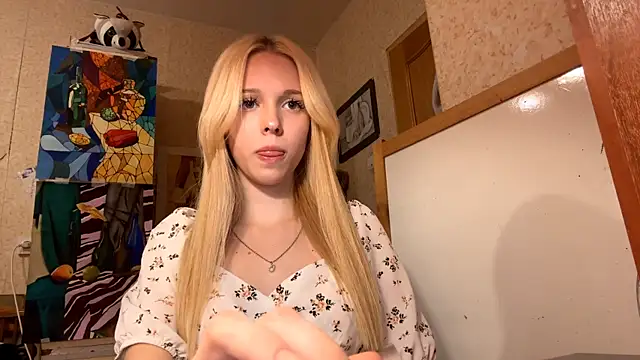 Snapshot of LiltedLube chatting on October 22, 2025, 2:06 pm LiltedLube online show from October 22, 2025, 2:06 pm