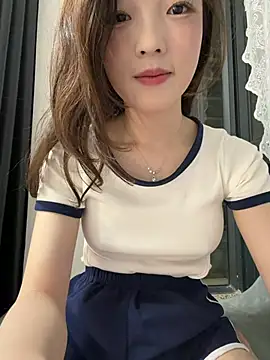 meimei x online show from April 23, 2026, 12:29 pm