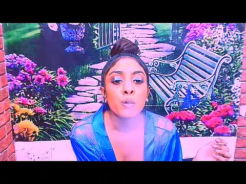 IndianPretty1 online show from November 26, 2025, 7:26 pm